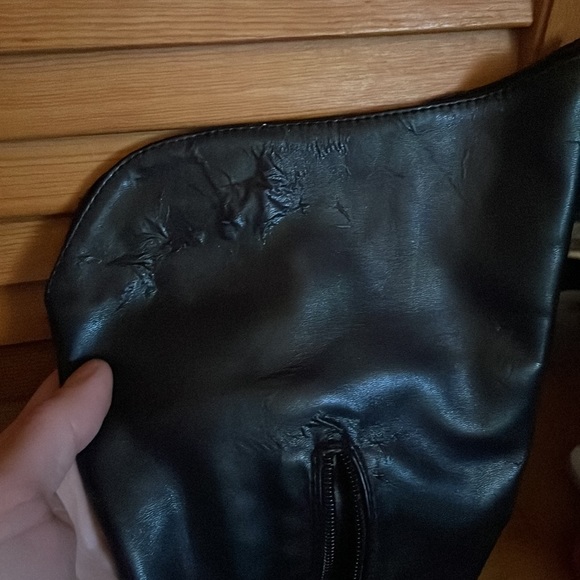 Gone! - Picture 8 of 14